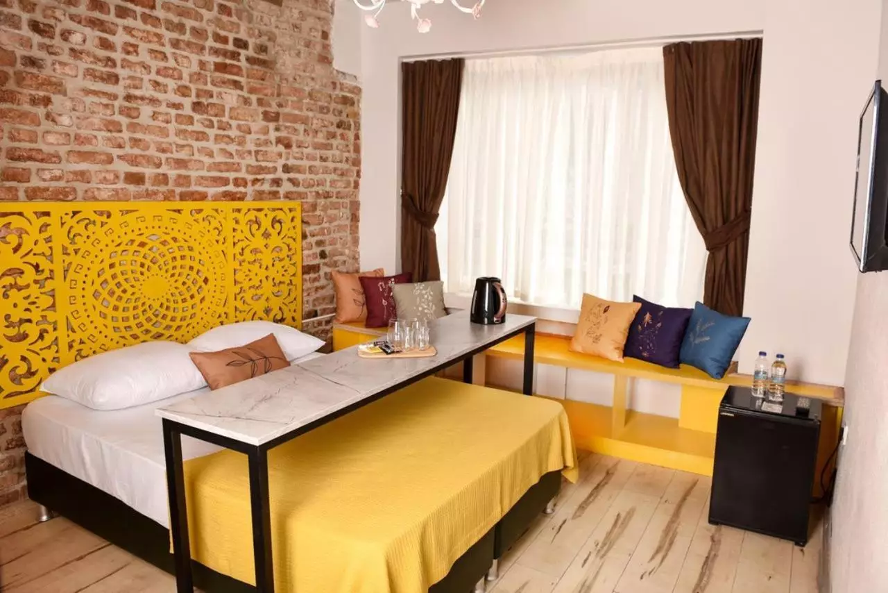 آیسا استانبول