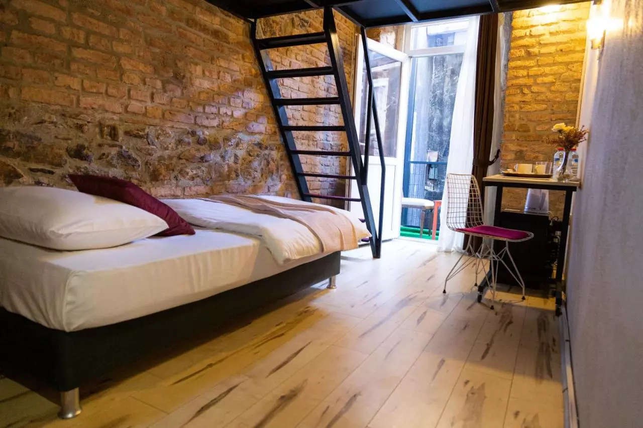 آیسا استانبول