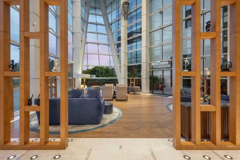 هیلتون باتومی