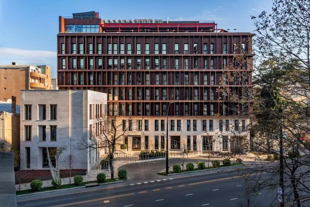 هتل آفیشا تفلیس