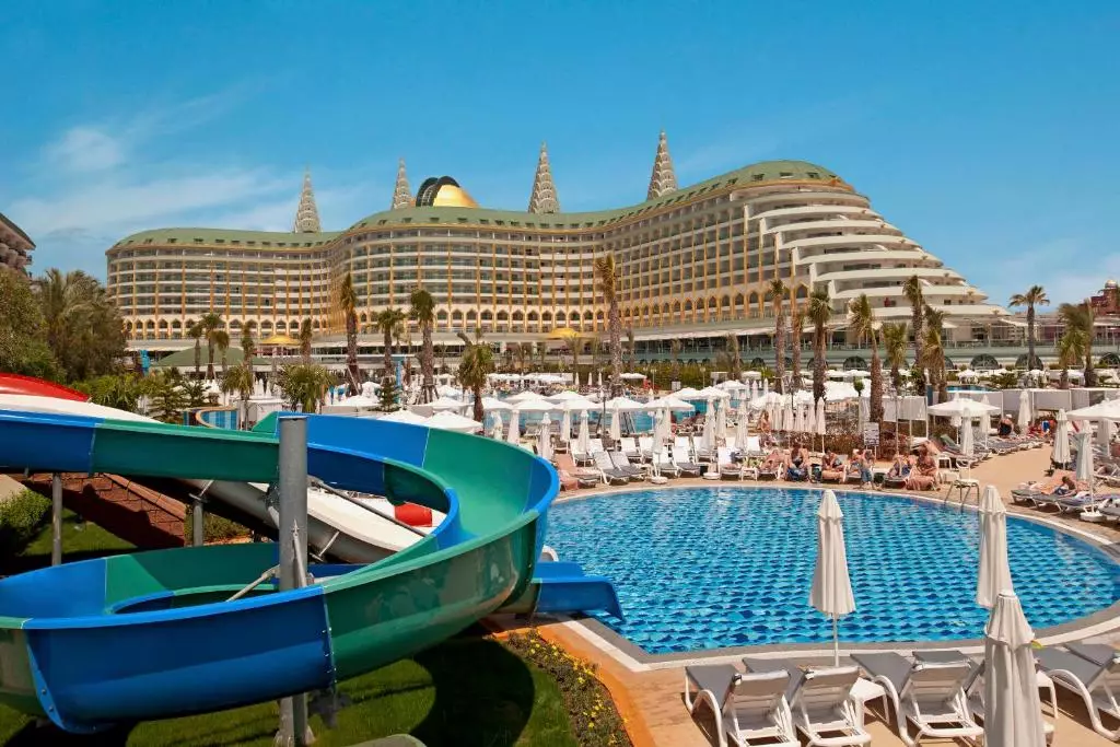 دلفین ایمپریال لارا آنتالیا