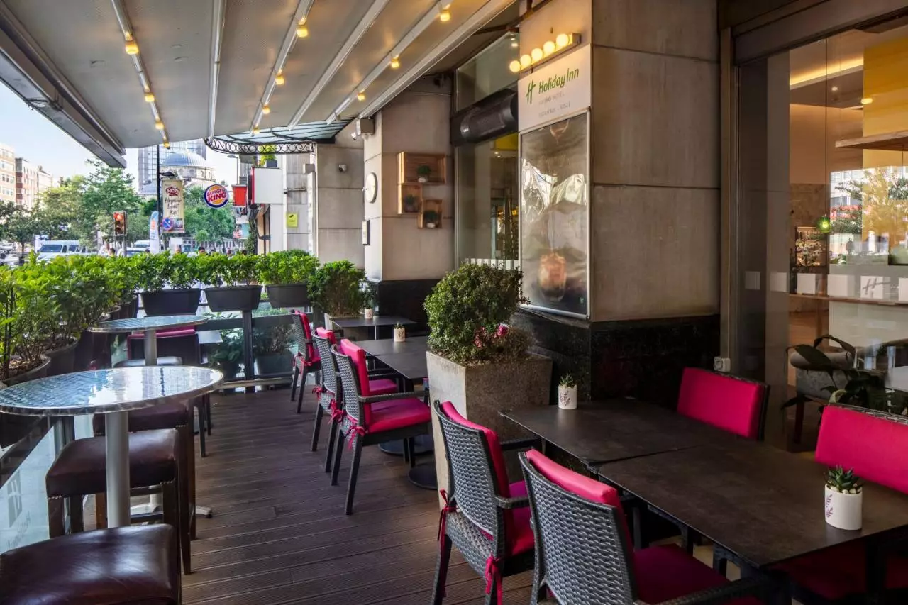 هالیدی این شیشلی استانبول