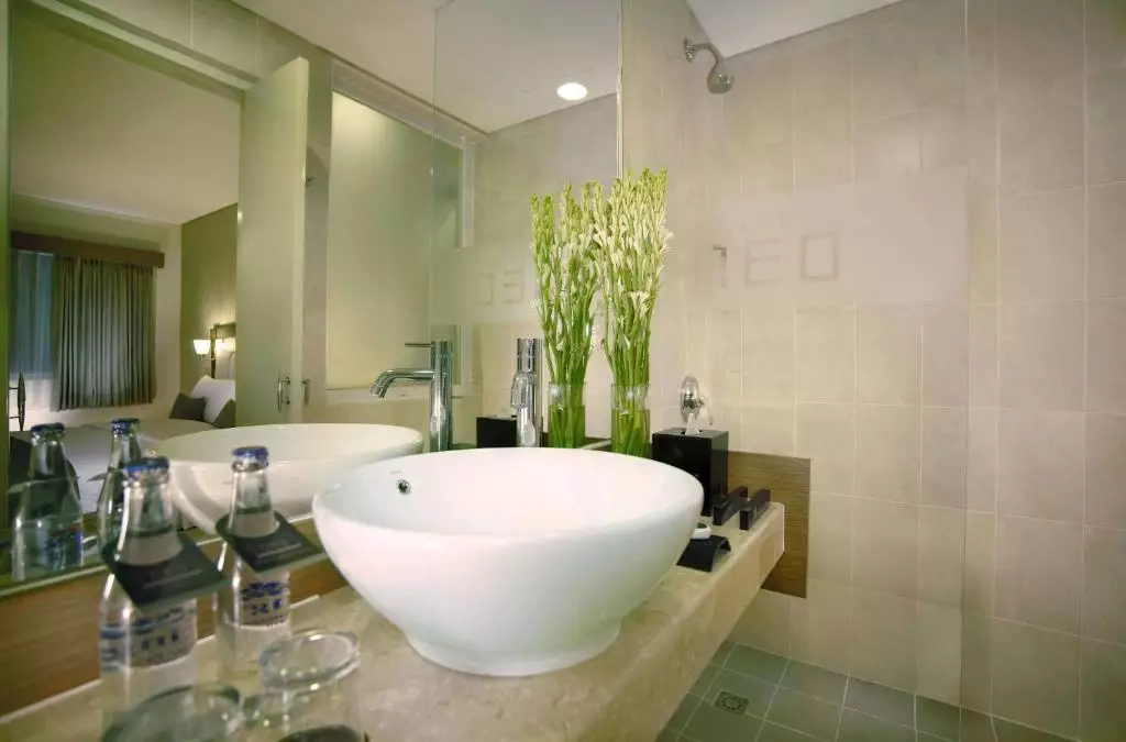 نئو کوتا جلانتیک لگین