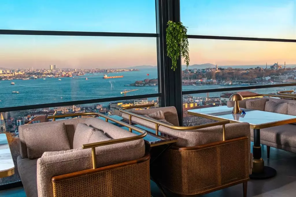 رینگ استون بسفروس استانبول