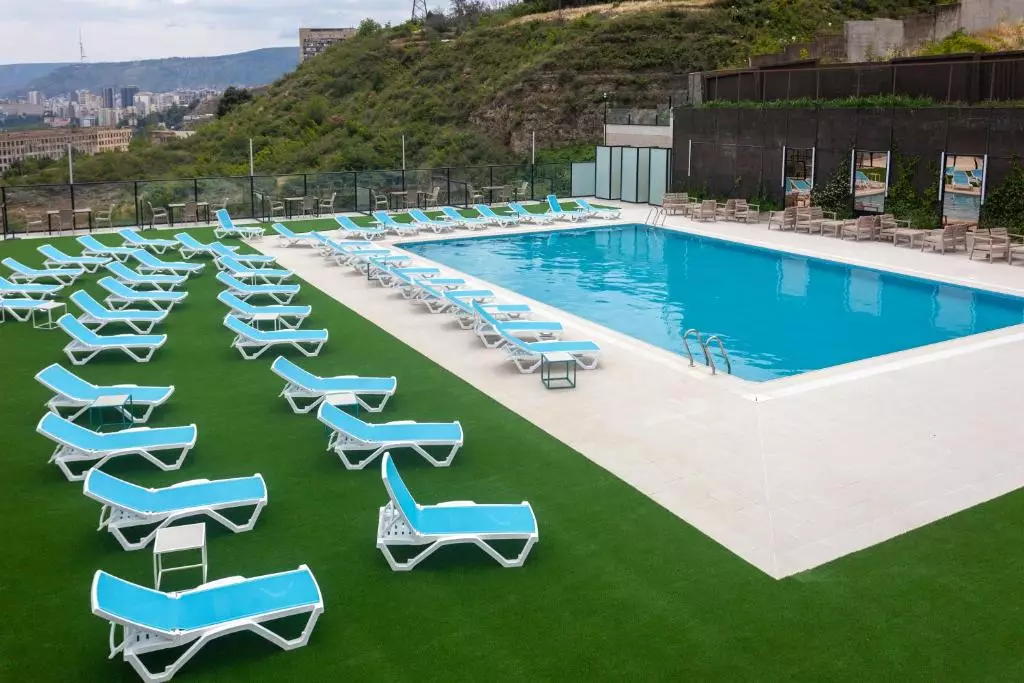 بیوموند گاردن تفلیس