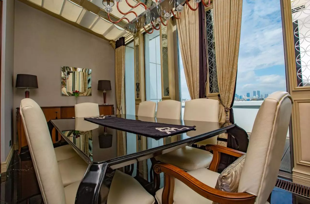 الیسیوم تکسیم استانبول