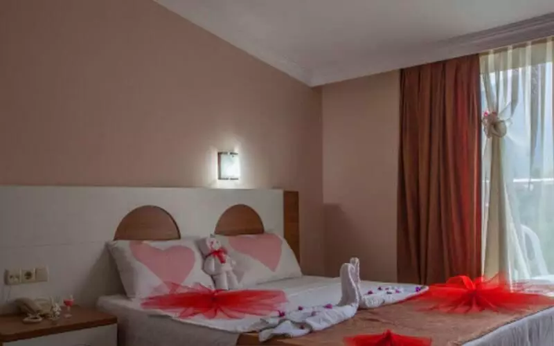 مونا روزا آنتالیا