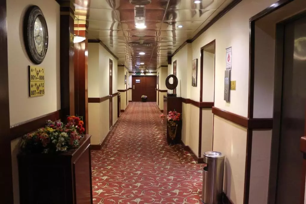 الخلیج گرند