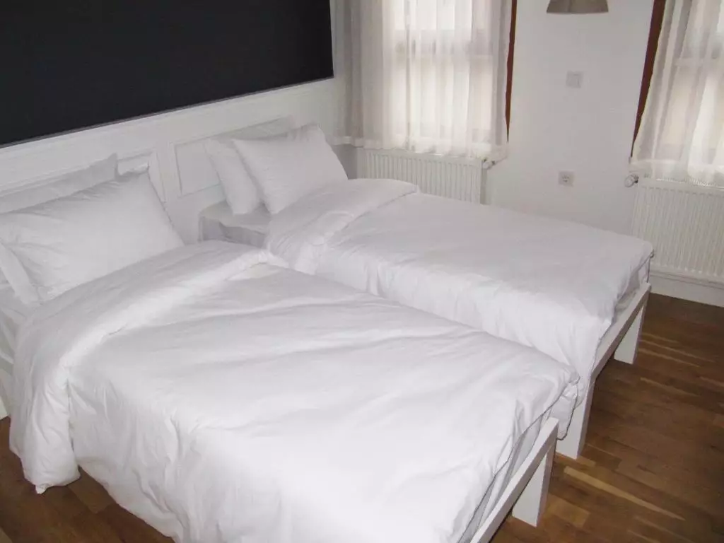 نوا فلتس تکسیم استانبول