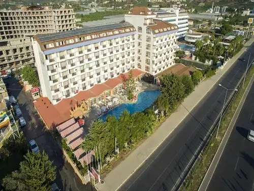 فرست کلس آلانیا