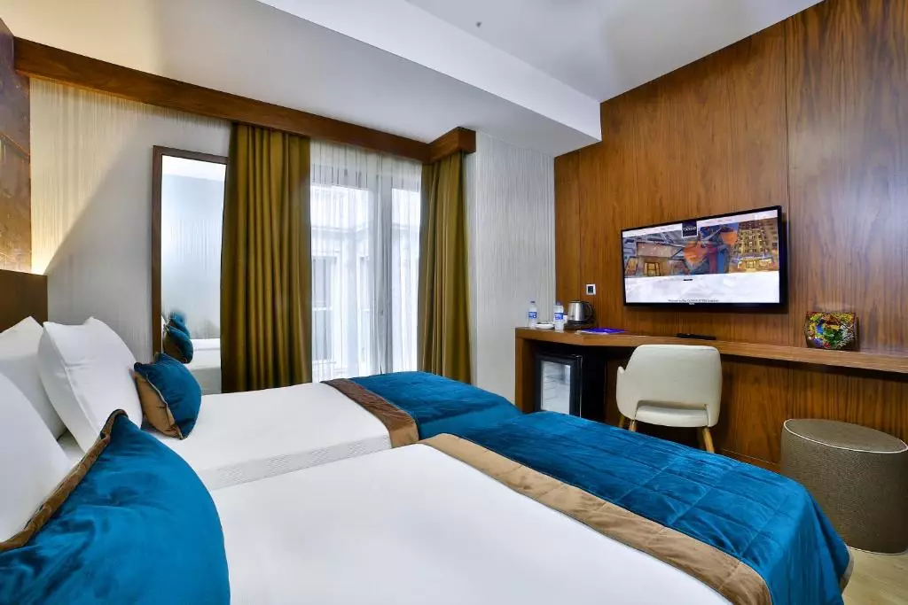 تانگو تکسیم استانبول