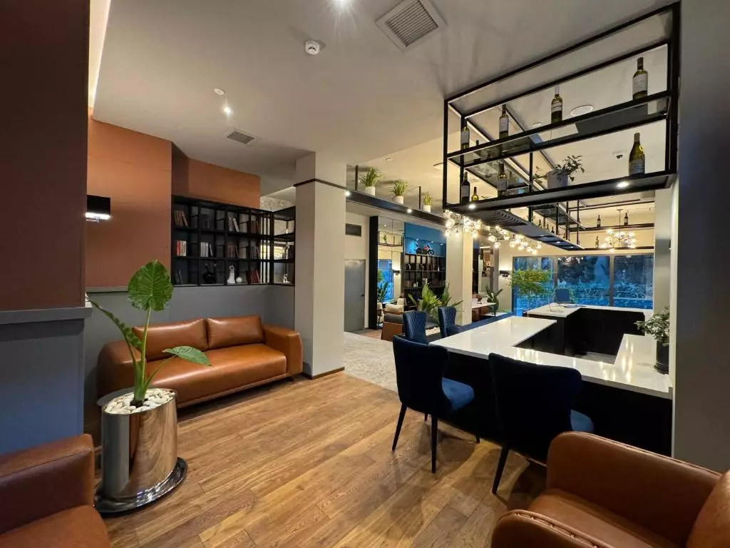 ادیشن تفلیس