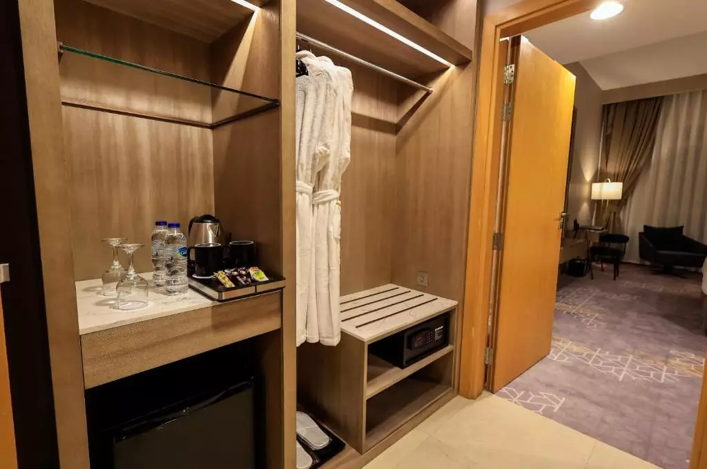 بست وسترن پریمیر