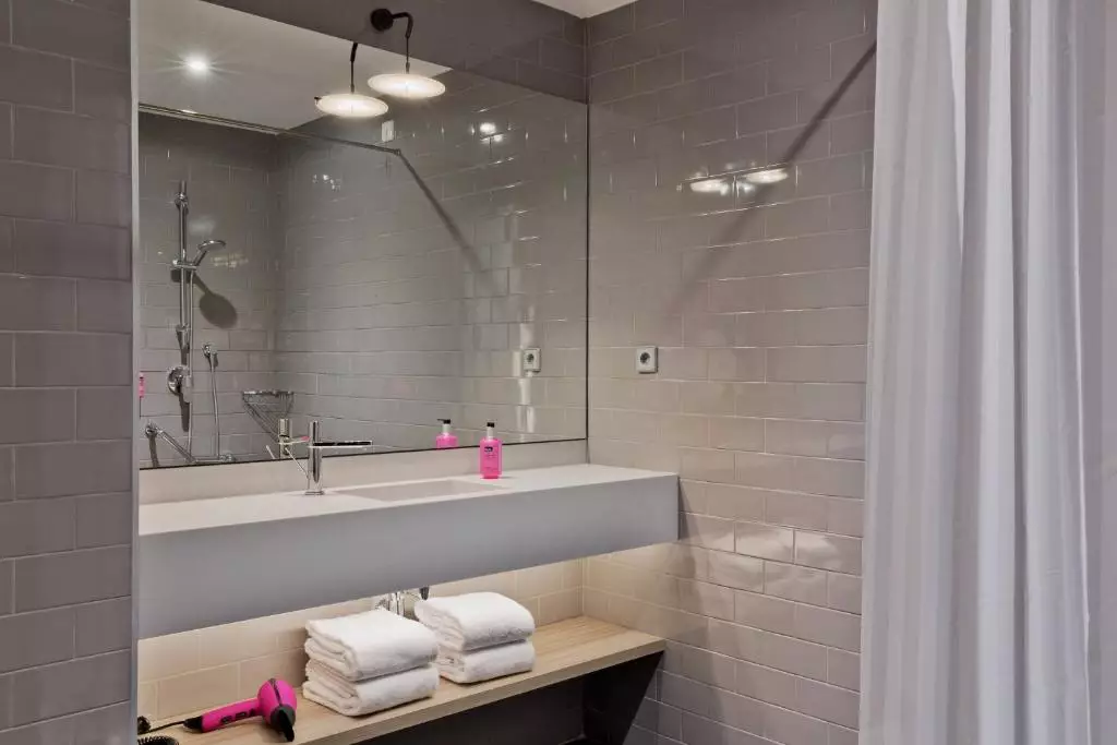 هتل موکسی تفلیس