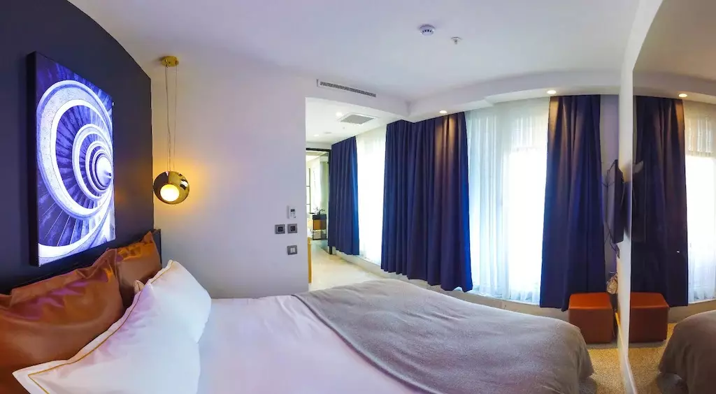 مارون توم توم استانبول