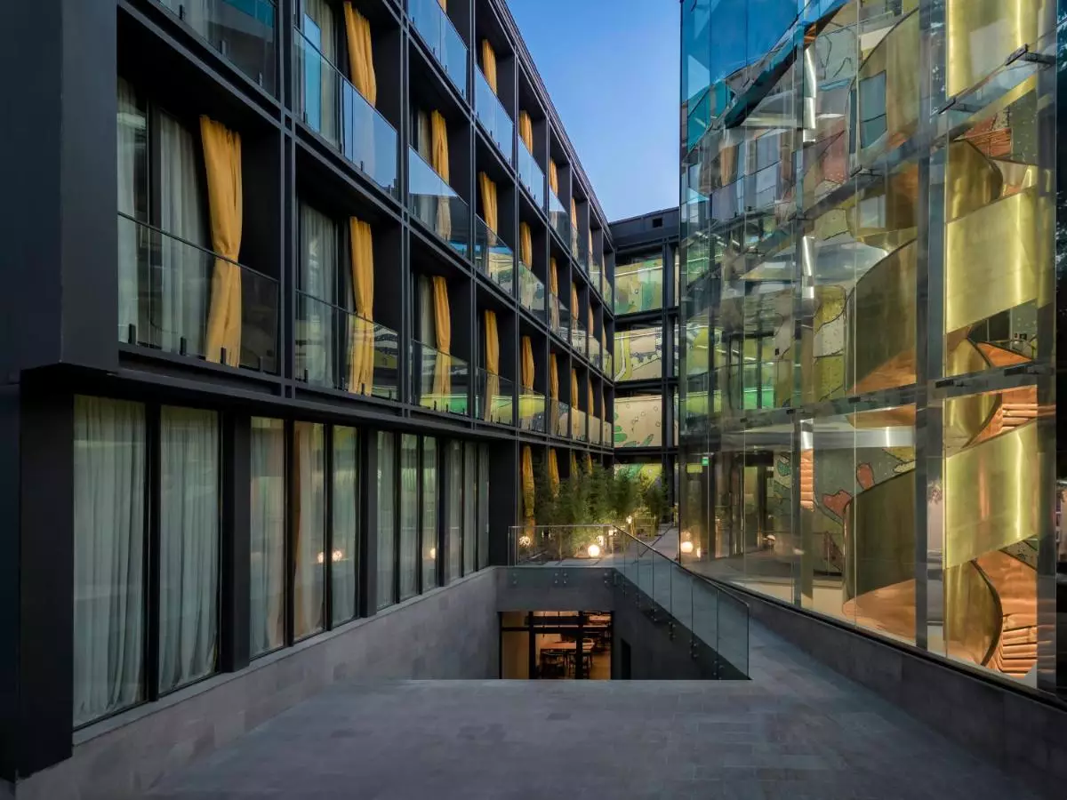 گلاروس الدتاون تفلیس