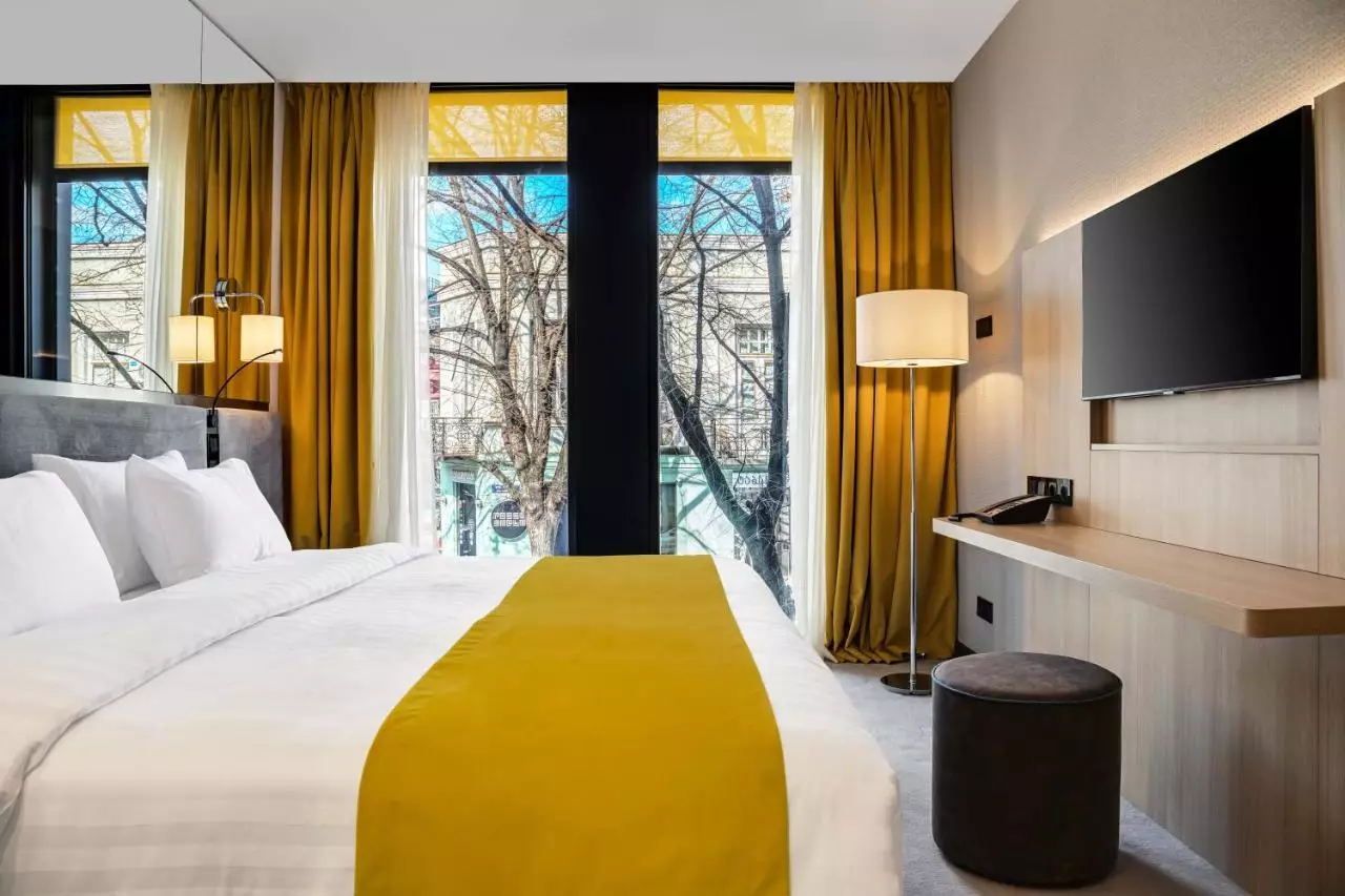 گلاروس الدتاون تفلیس