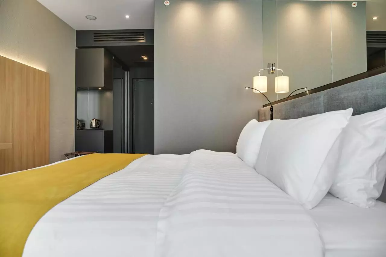 گلاروس الدتاون تفلیس