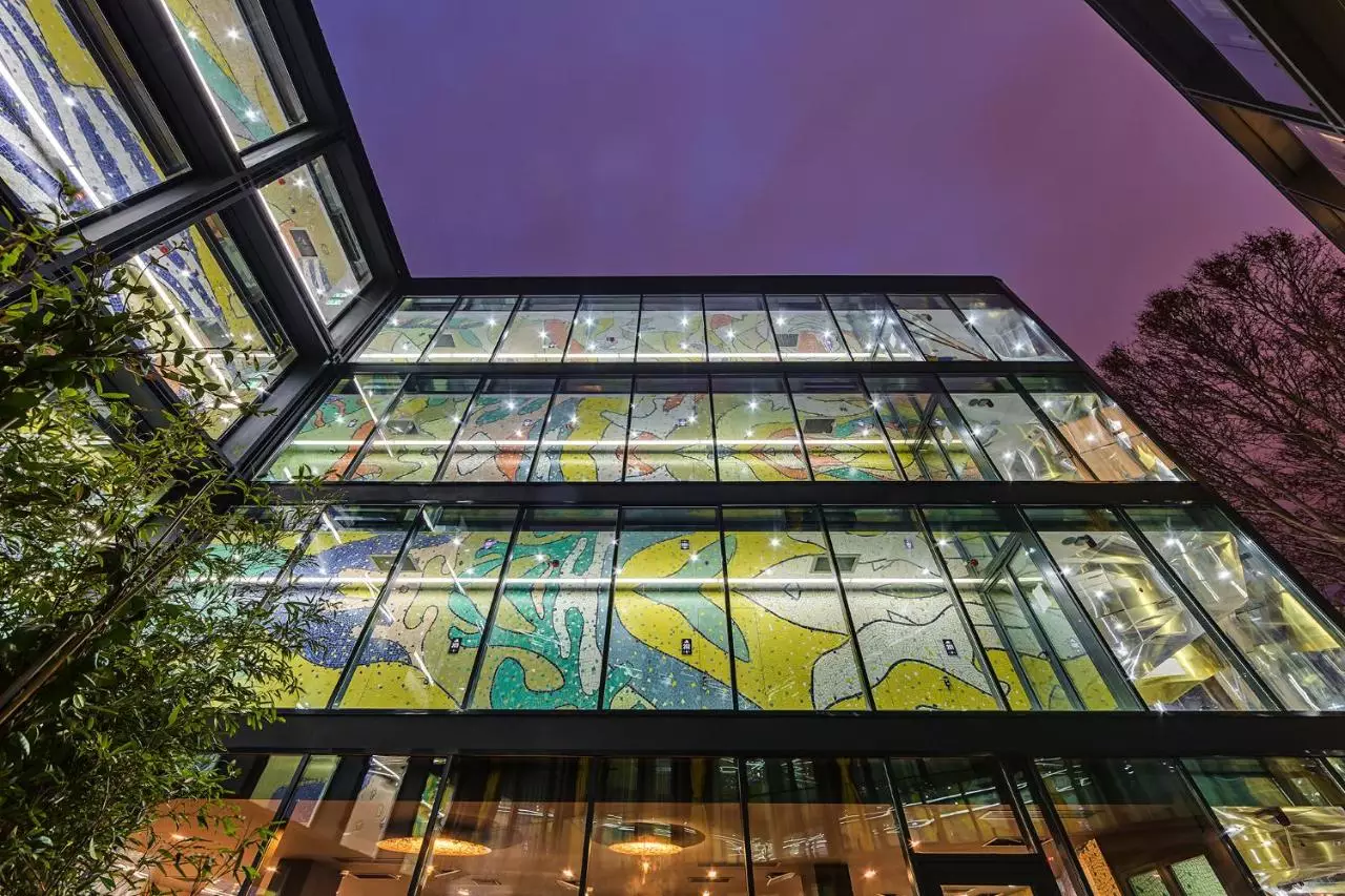 گلاروس الدتاون تفلیس