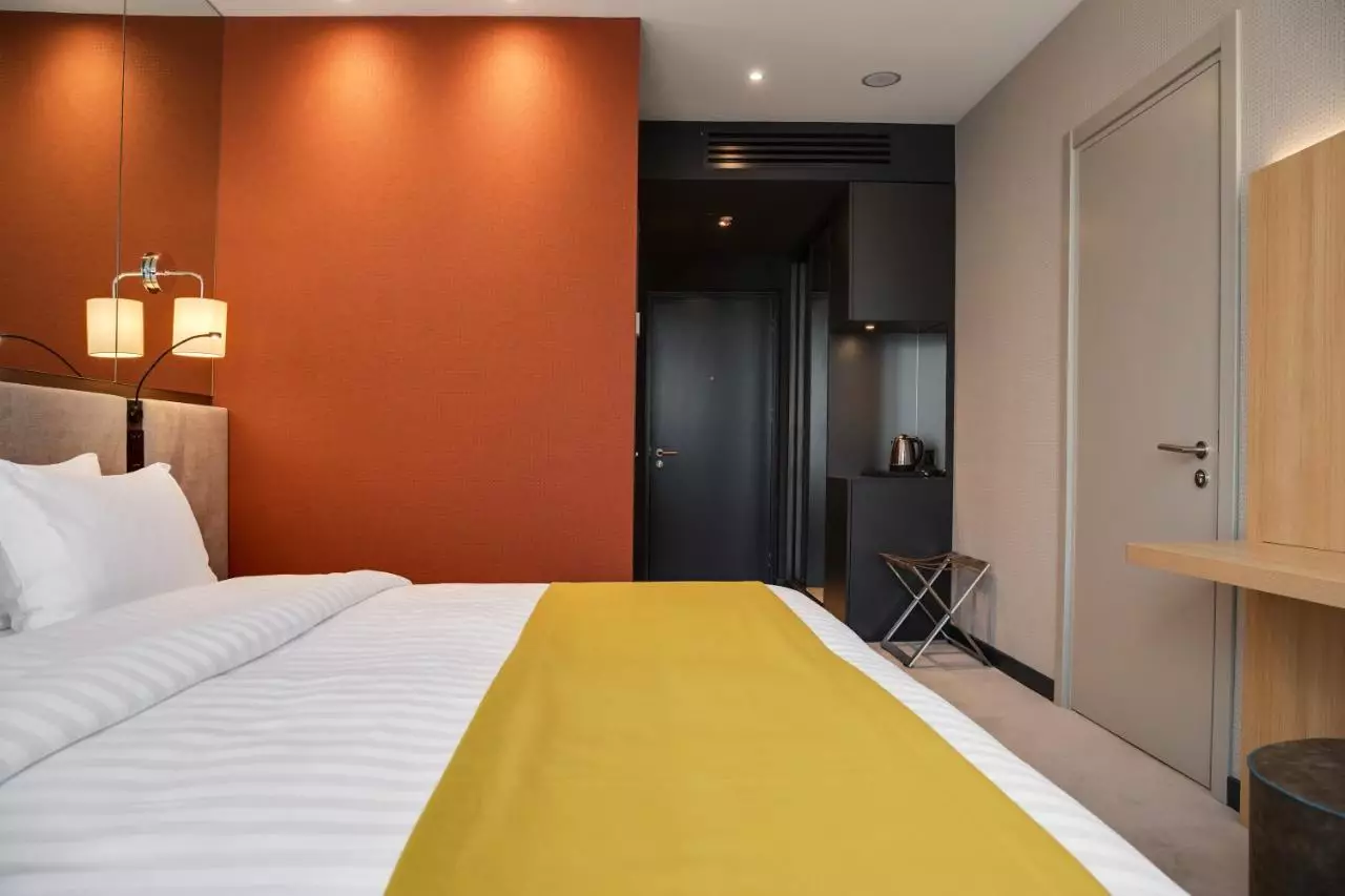 گلاروس الدتاون تفلیس