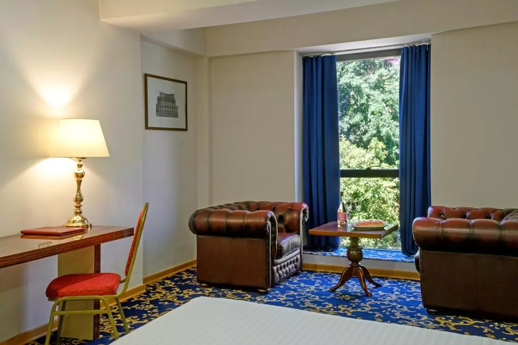 رویال پلازا بای استلار ایروان