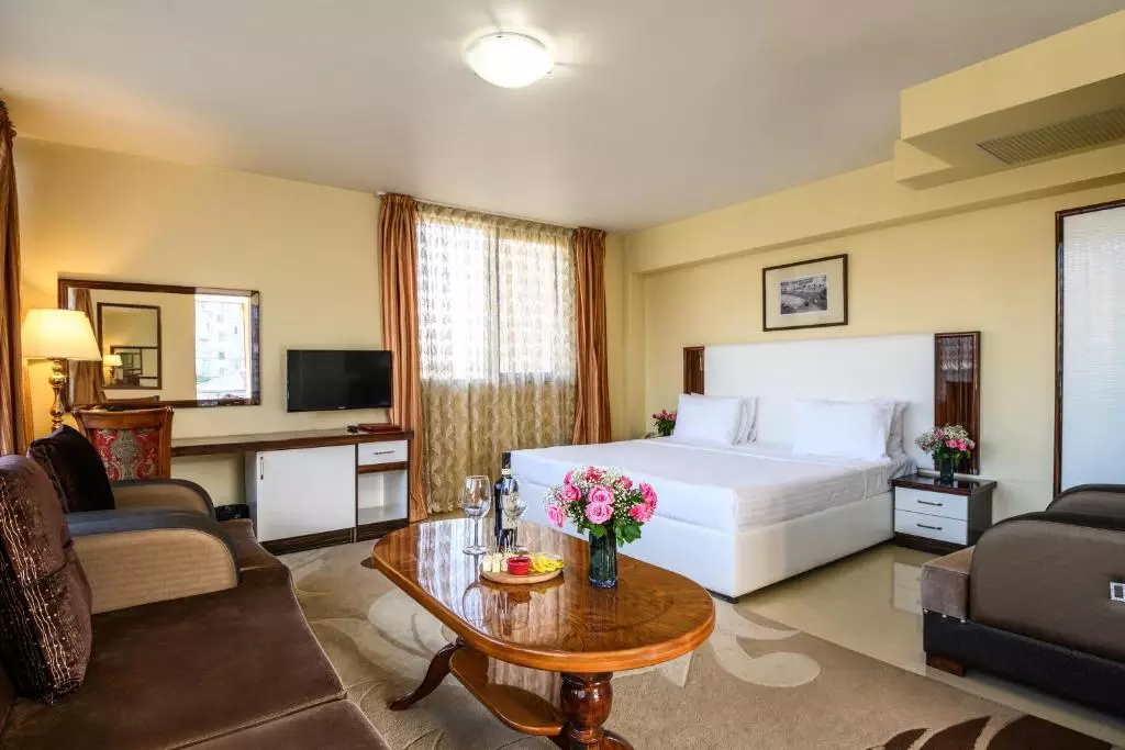 رویال پلازا بای استلار ایروان