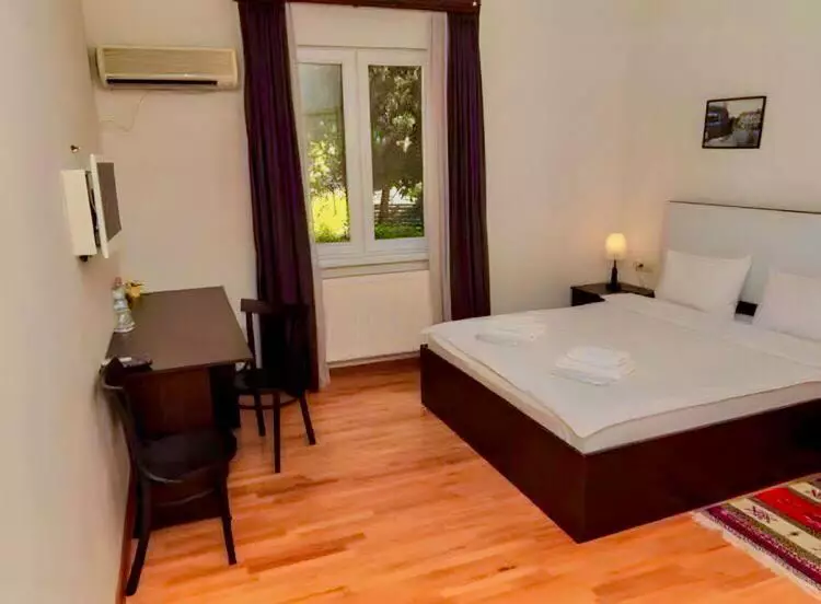 تریپل ایت تفلیس