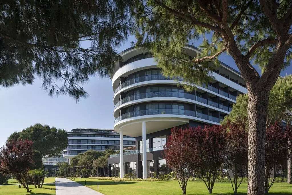 وویاژ بلک آنتالیا