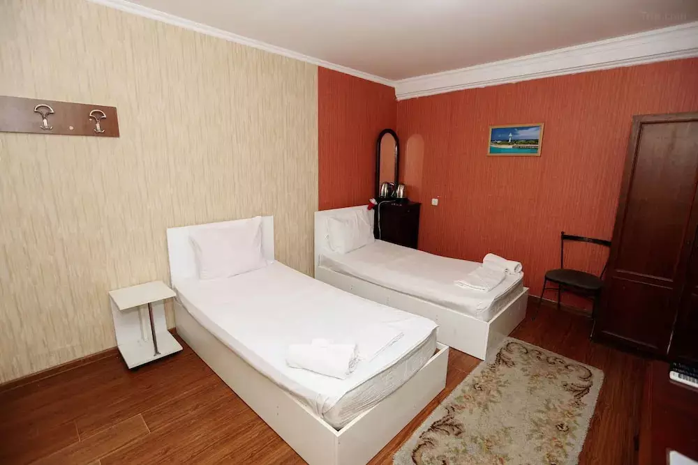 ایساکا تفلیس