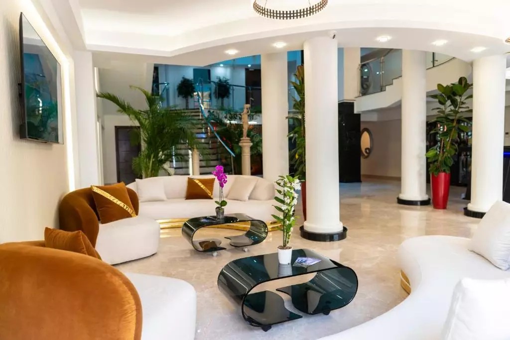 ارا پالاس باتومی