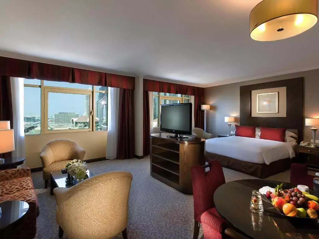 سوئيس الموروج دبی