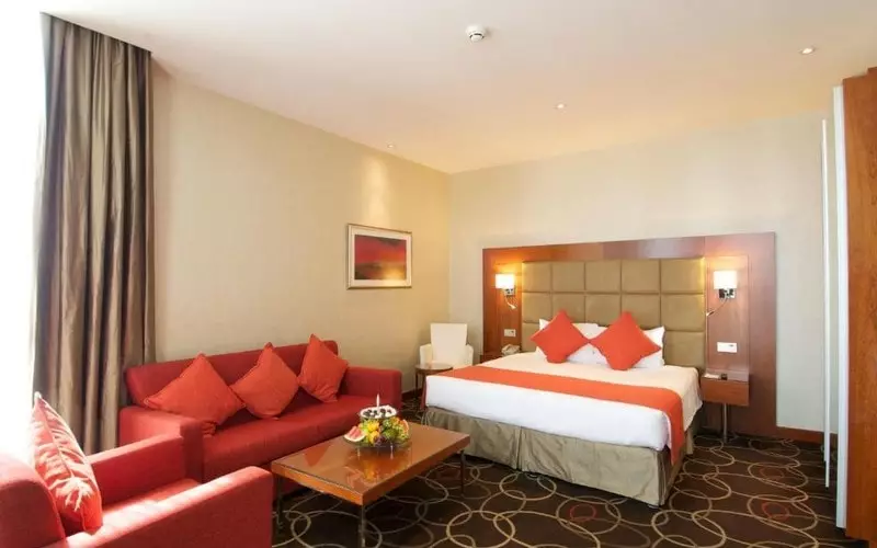 کارلتن البرشا دبی