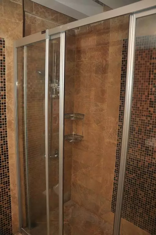 تاچ پریمیر اند اسپا