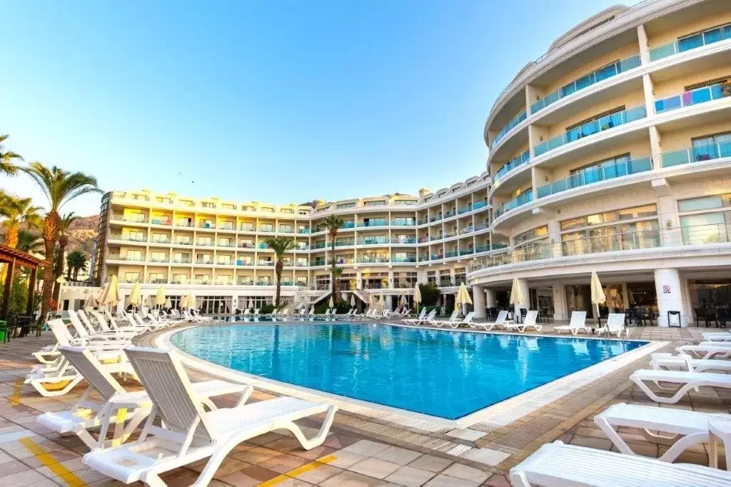 پینتا پارک دلوکس