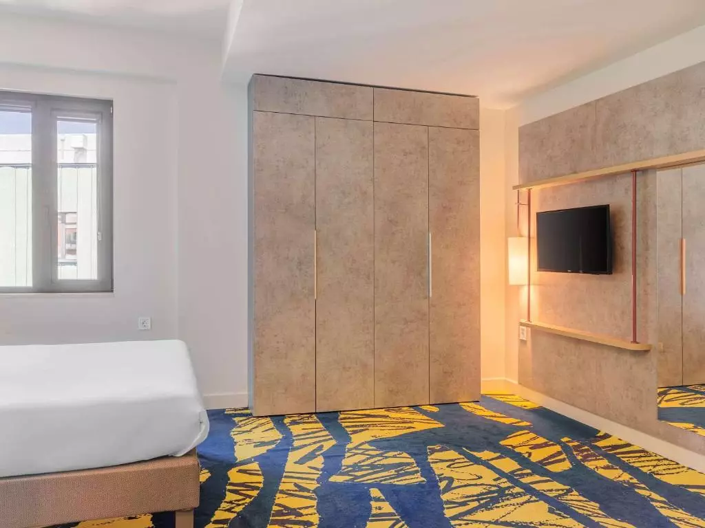 ایبیس باجت تفلیس سنتر