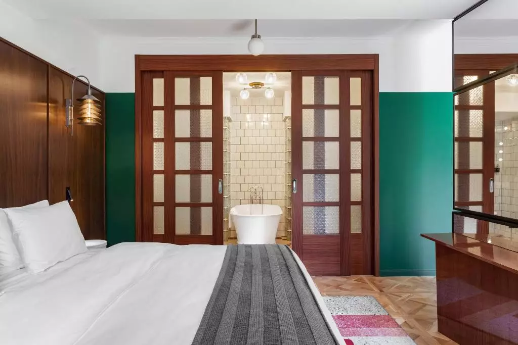 آفیشا تفلیس