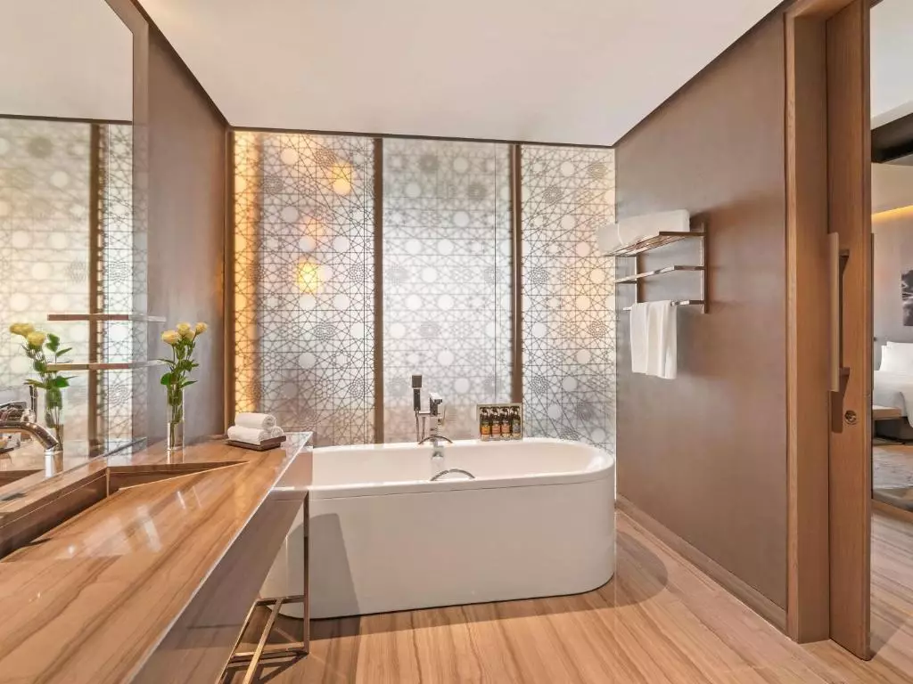 ریکسوس پریمیوم دبی جی بی آر