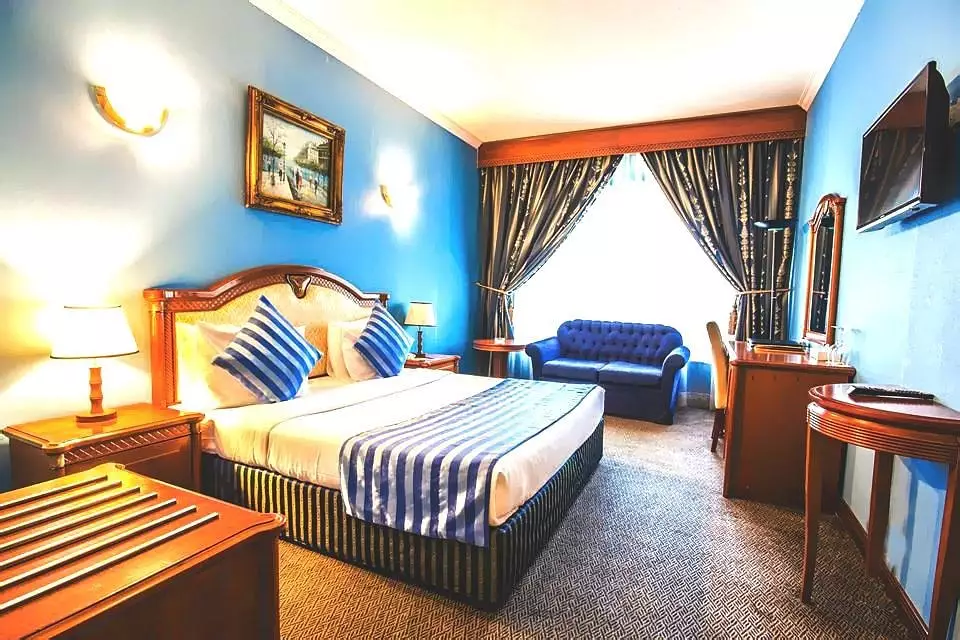 سان اند سندز دبی