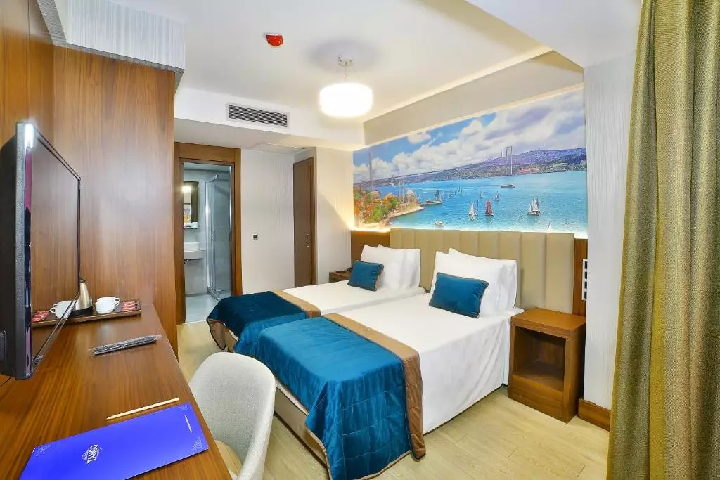 تانگو تکسیم استانبول