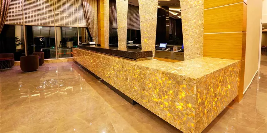 زوریا دولوکس آلانیا