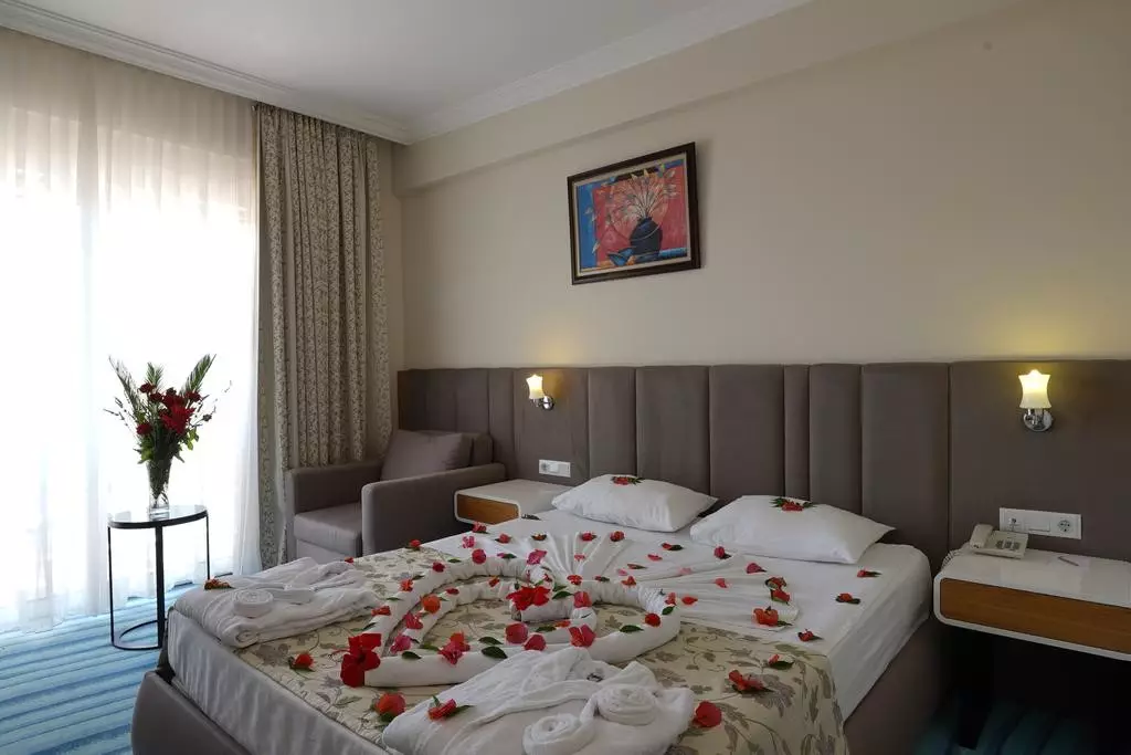 ترون سی گیت آنتالیا