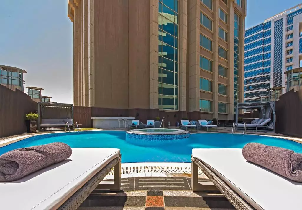 سام ور آپارتمان دبی
