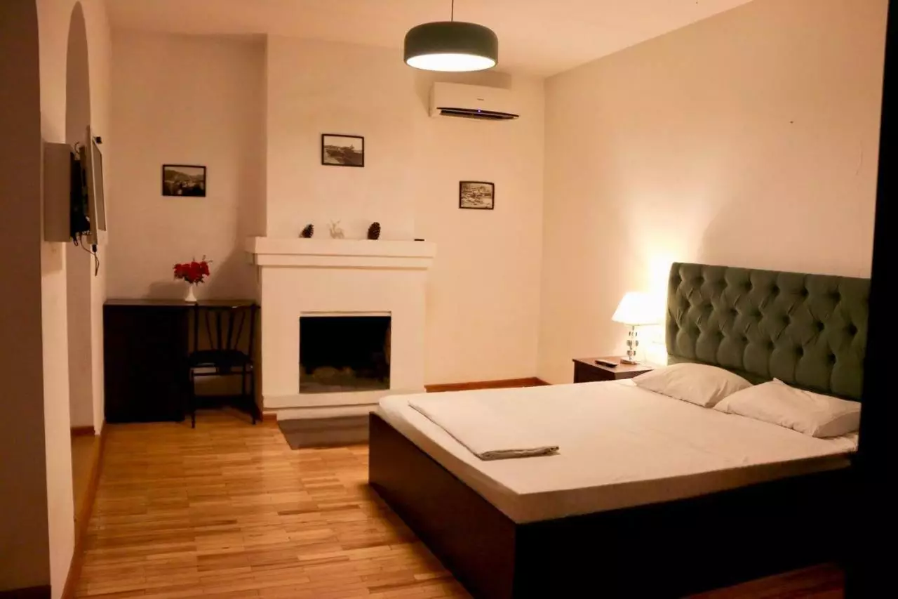 تریپل ایت تفلیس