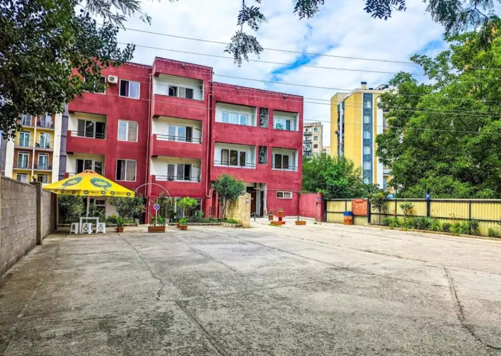 تفلیس سرنیتی (ای تی یو)