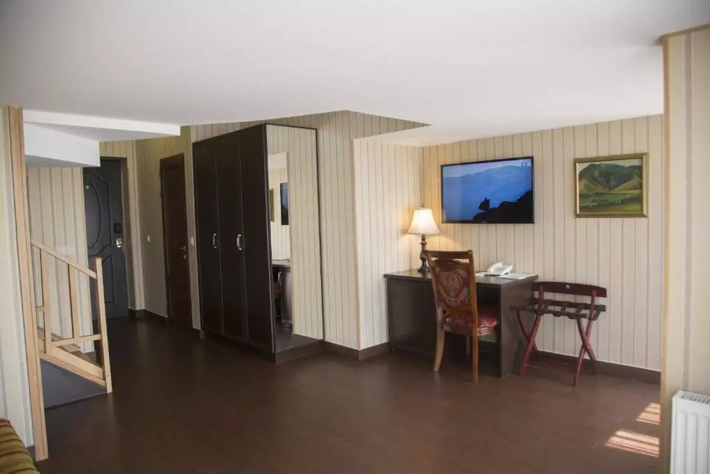 شیراک ایروان