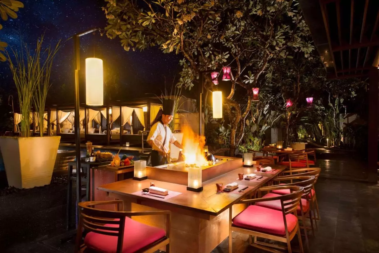 هتل کنراد بالی