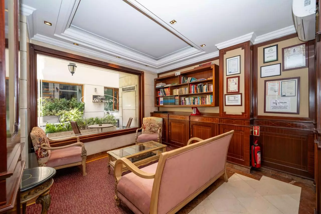 هتل تکسیم پرا رز استانبول