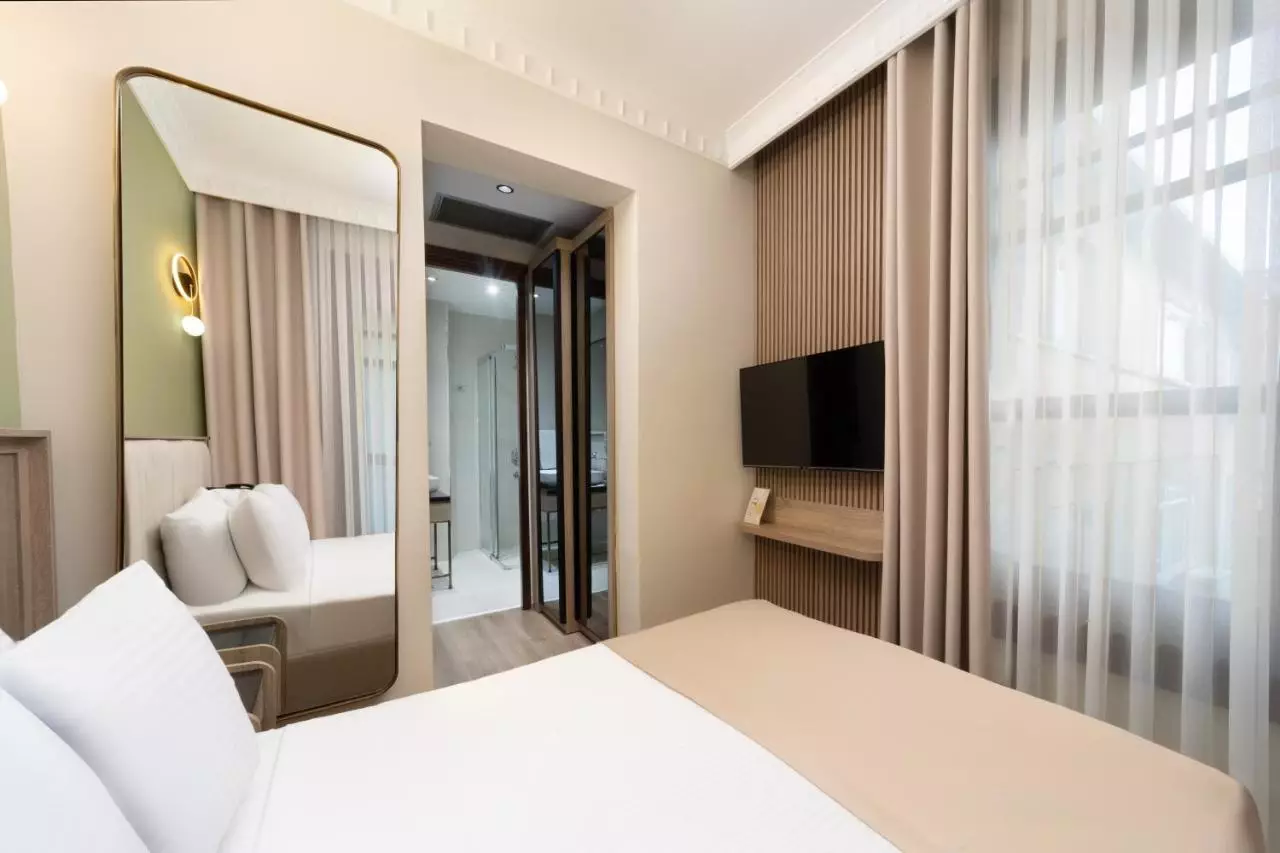 آتیک پالاس استانبول