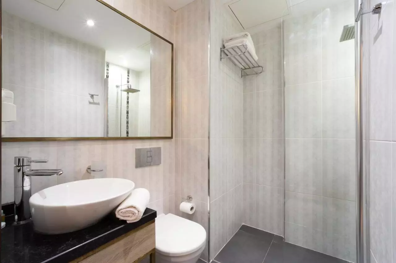 آتیک پالاس استانبول