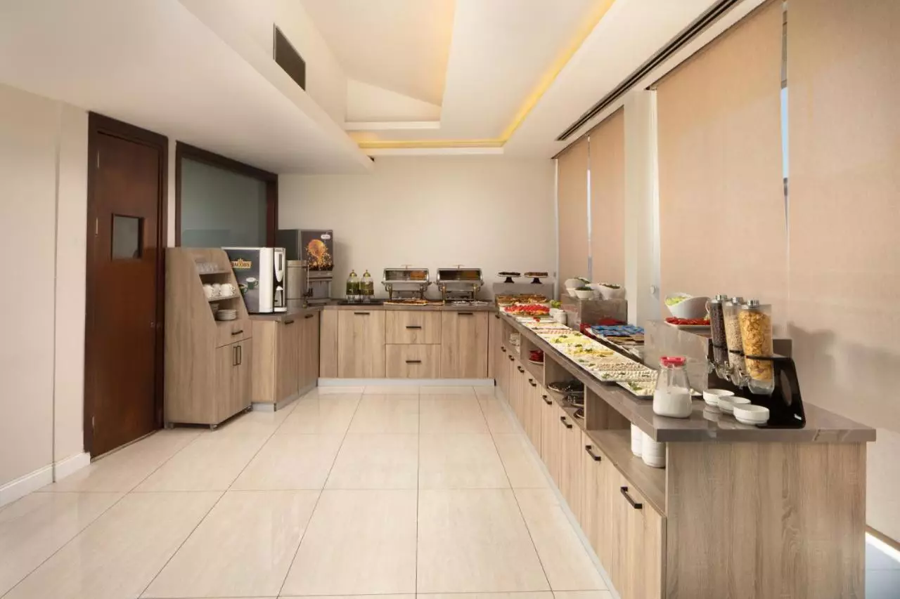 آتیک پالاس استانبول